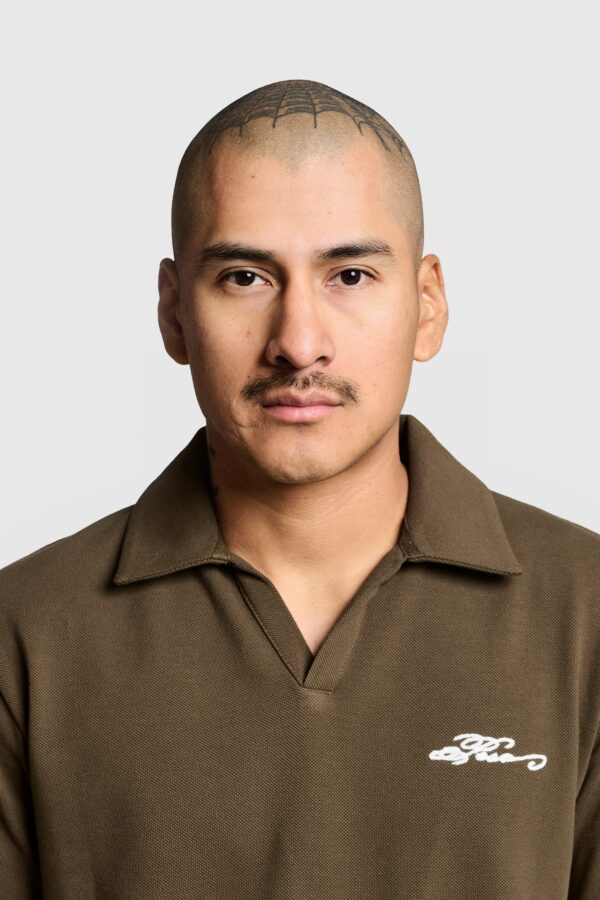 Venozo Script Polo Shirt – Stylish Casual Wear - Image 6