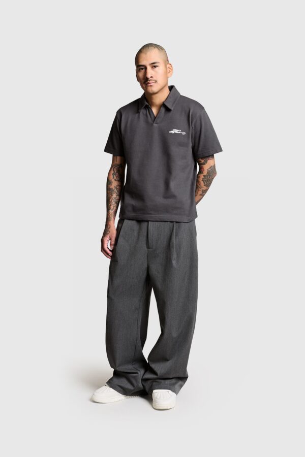 Venozo Pleated High-Waist Trousers for Women – Elegant & Comfortable Fit - Image 4