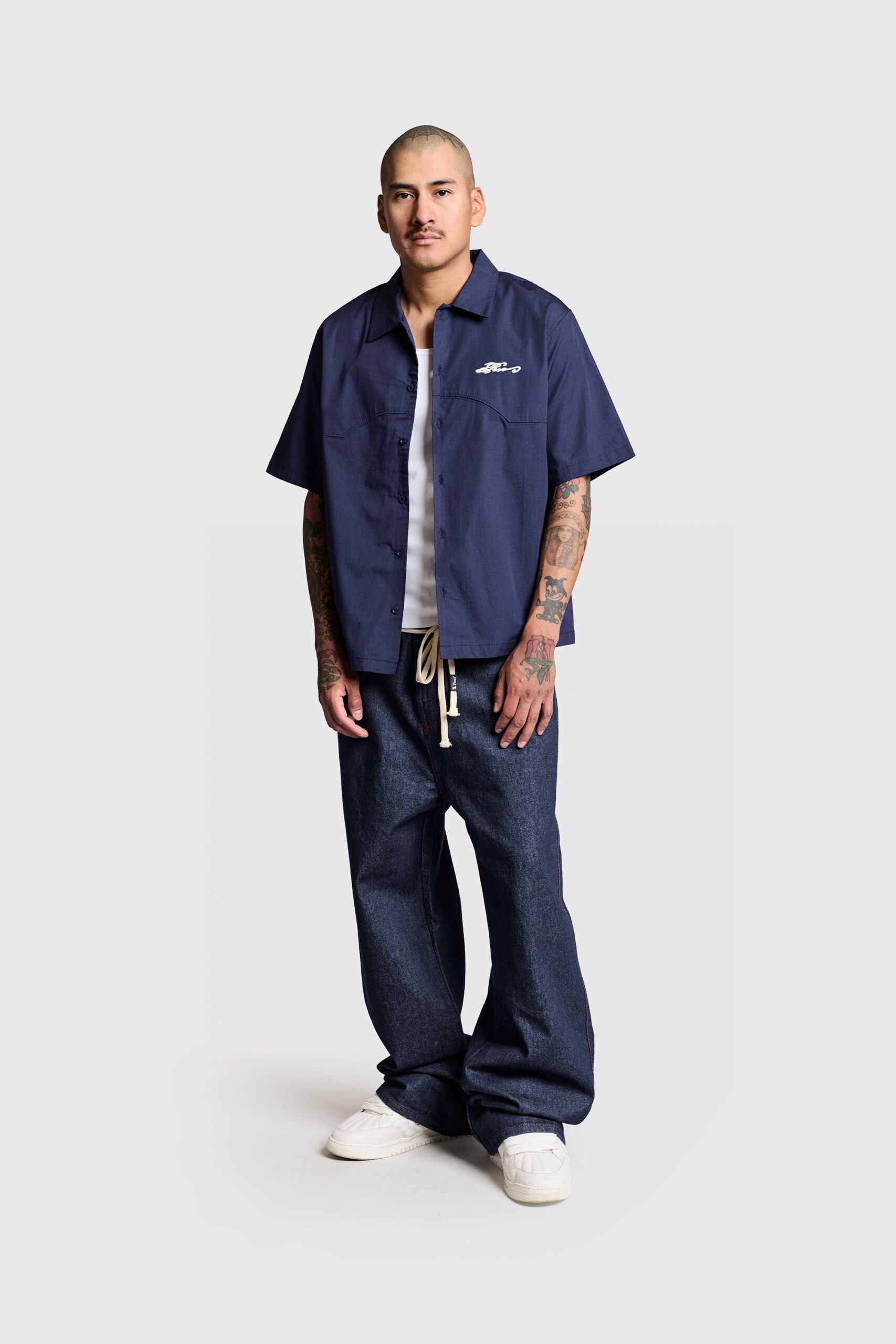 Venozo Contrast Stitch Raw Denim Jeans – Straight Fit Urban Style - Image 4